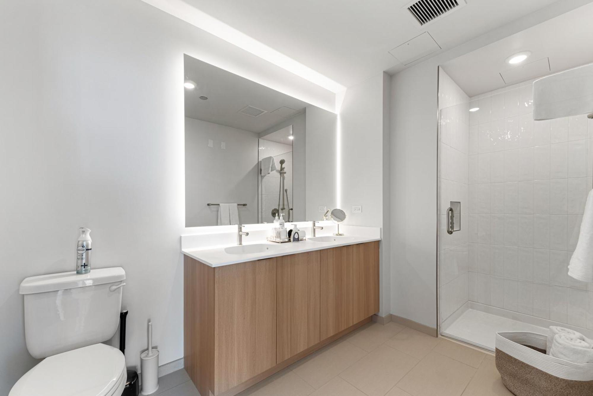 Apartment Foundry Unmatched Skyline Views At Lincoln Park *