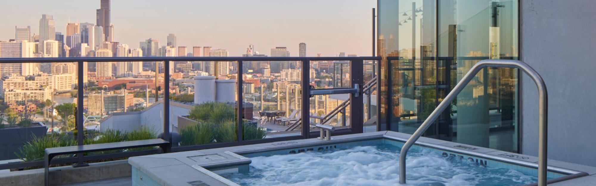 Foundry Unmatched Skyline Views At Lincoln Park